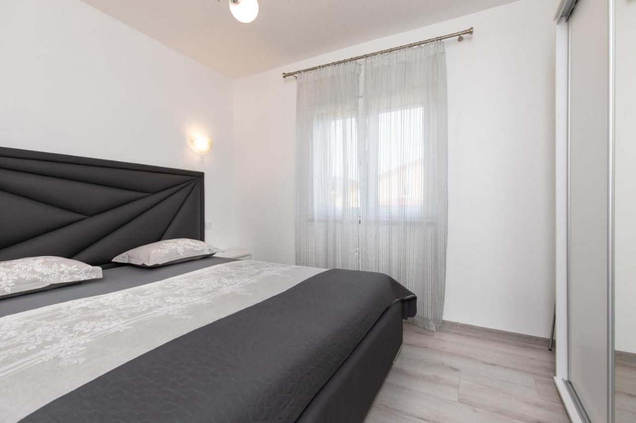 Villa Nina Baska Baška Exterior foto